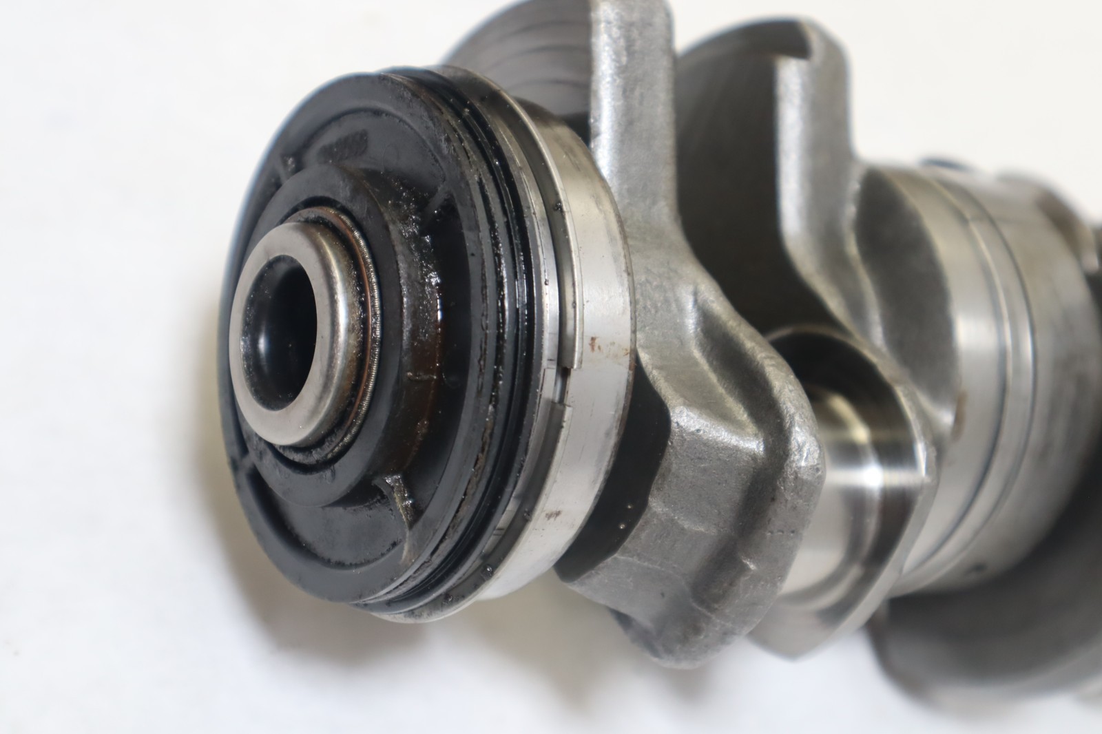 BRP Evinrude 2004-2012 ETEC Outboard Crankshaft 40 50 55 60 65 HP 5005189 - Image 8