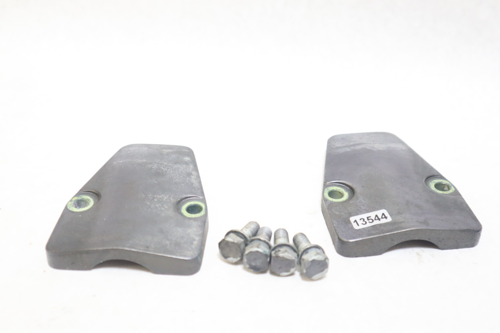 Tohatsu Nissan 90-140 hp CAP LOWER MOUNT 3B7S613420 2 Stroke - Image 3