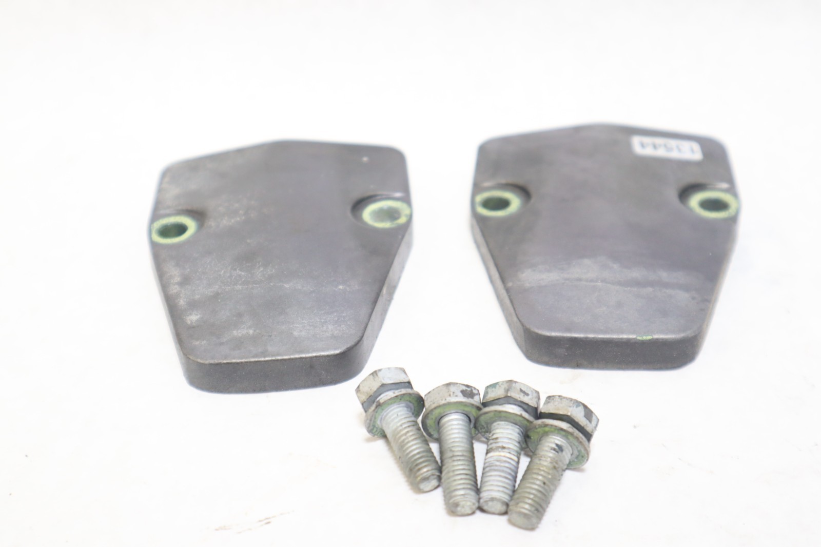 Tohatsu Nissan 90-140 hp CAP LOWER MOUNT 3B7S613420 2 Stroke - Image 4