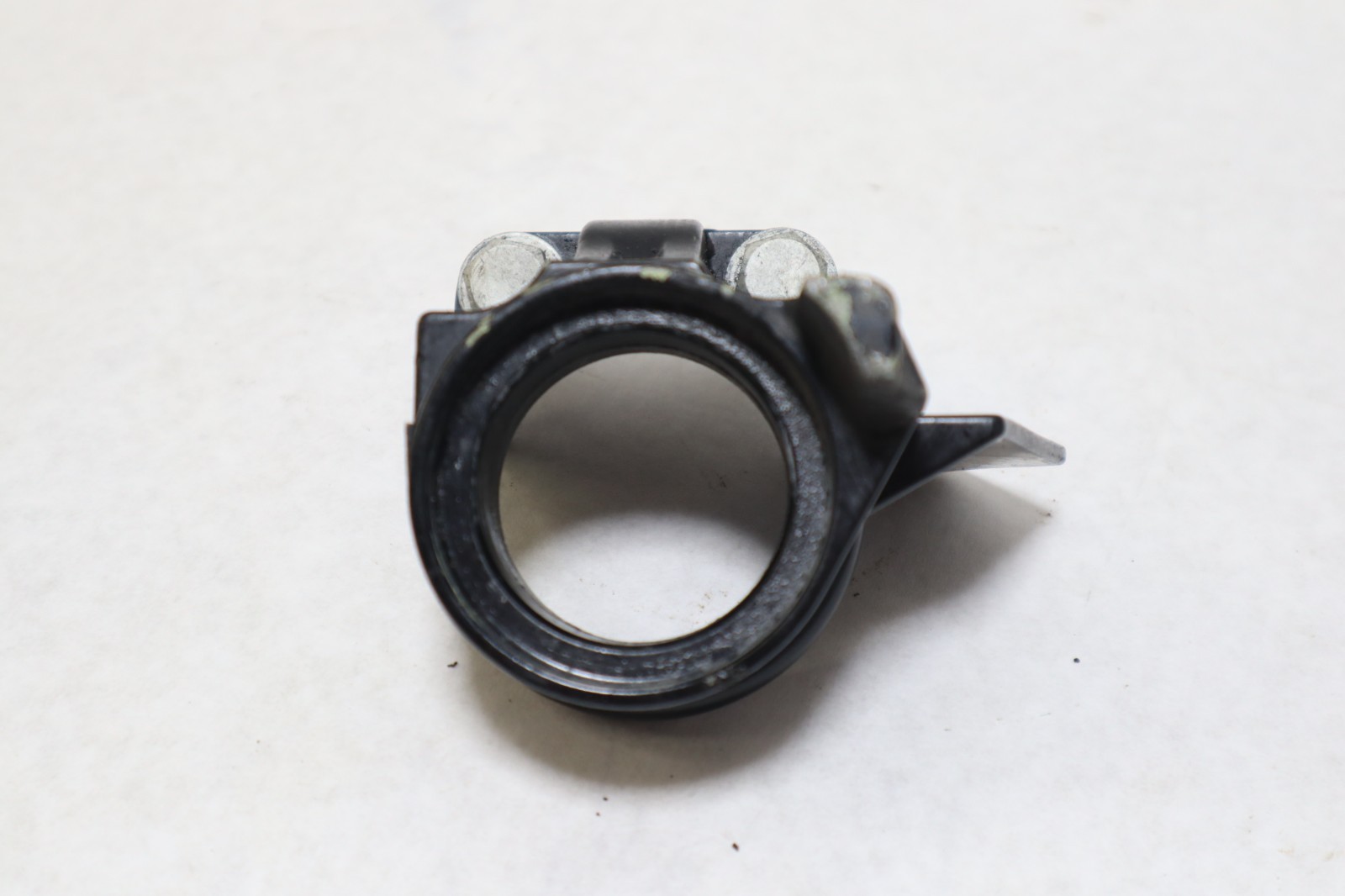 Mercury 2.5 3.5 hp 4 Stroke outboard 898103T65 Steering Bracket F2.5M f3.5 - Image 3