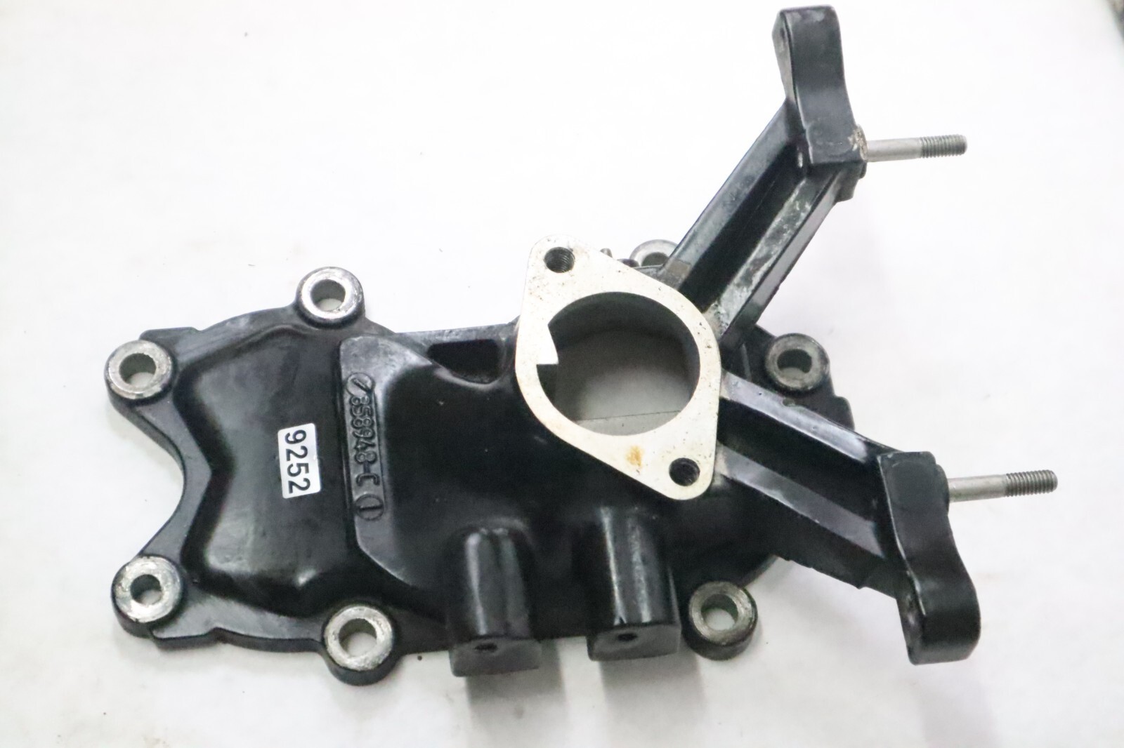 MERCURY 40 HP 2 STOKE 2 CYLINDER OEM INDUCTION MANIFOLD ASSY 821371A2 858948-C - Image 4