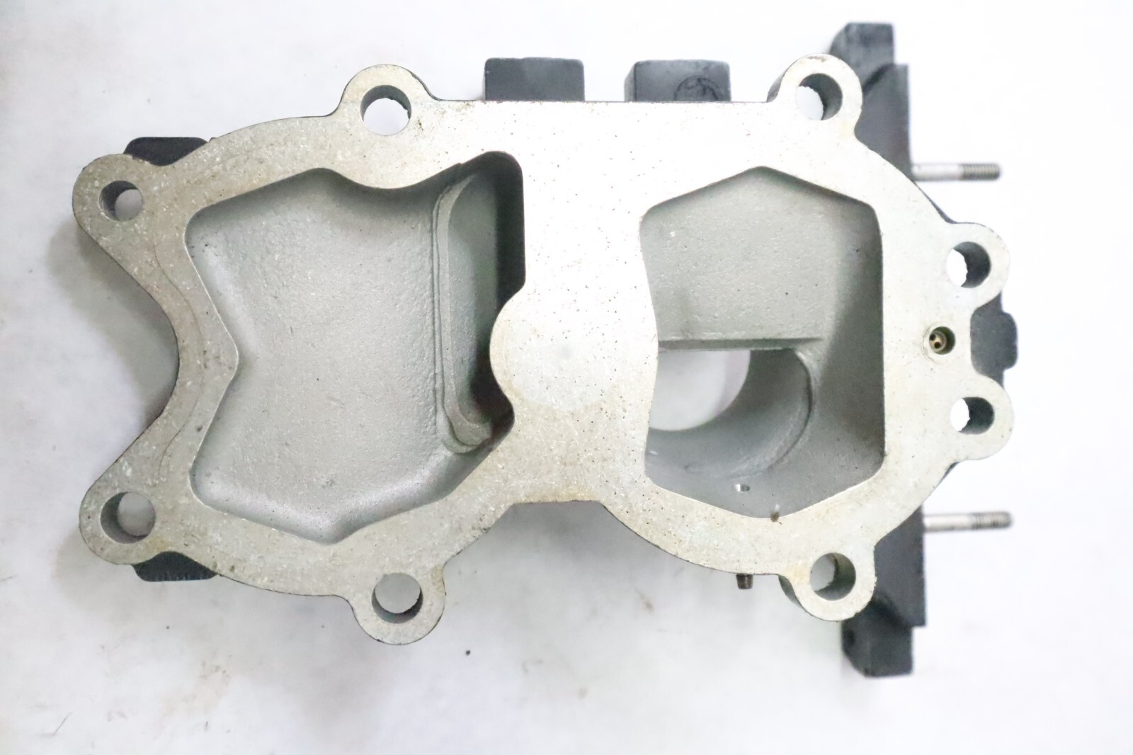 MERCURY 40 HP 2 STOKE 2 CYLINDER OEM INDUCTION MANIFOLD ASSY 821371A2 858948-C - Image 8