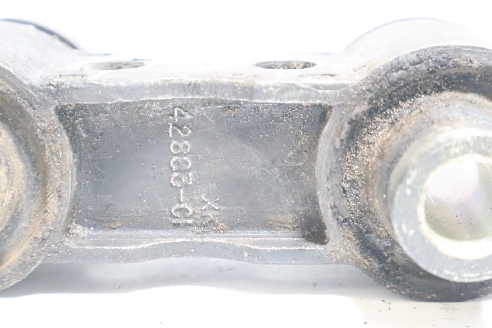 Force 40 HP 2 Stoke Upper Mount Assembly PN 812893 Fits 1995-2006 - Image 6