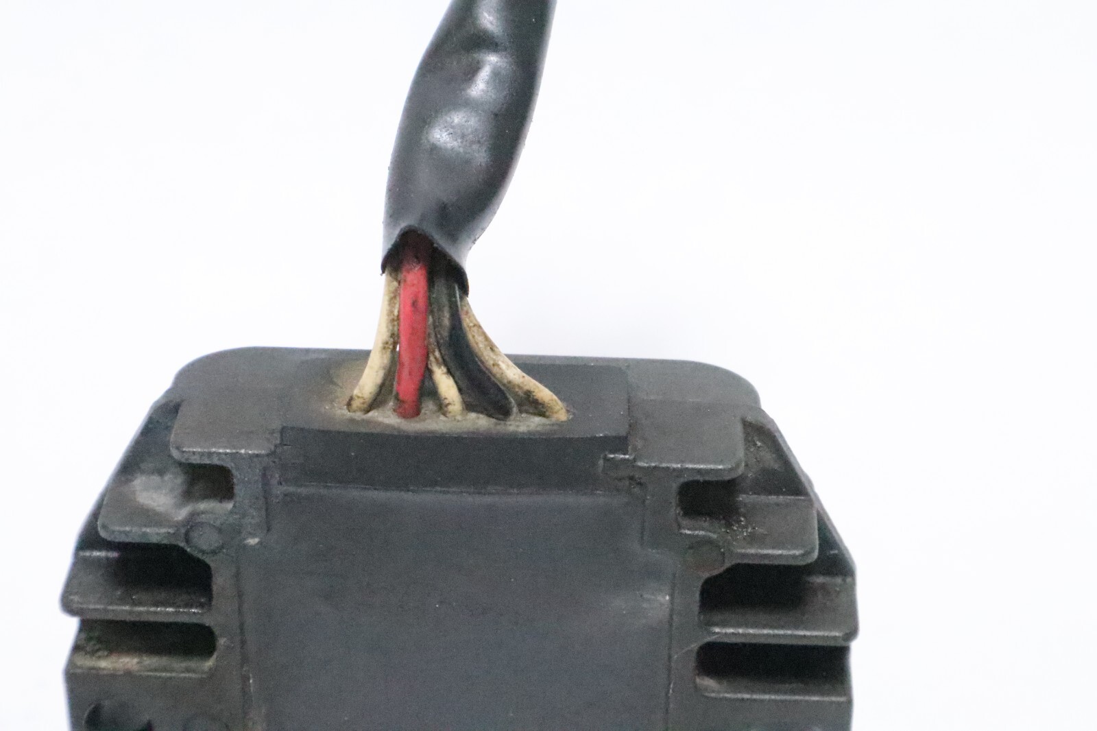 2001 Yamaha Big Bear 400 4x4 Voltage Rectifier Regulator OEM - Image 8
