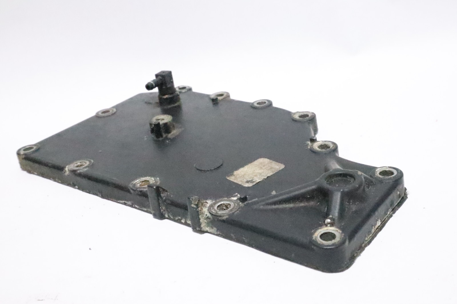 325308 Johnson Evinrude 40 - 60 HP Exhaust Water Passage Cover OMC 1980-1988 - Image 4