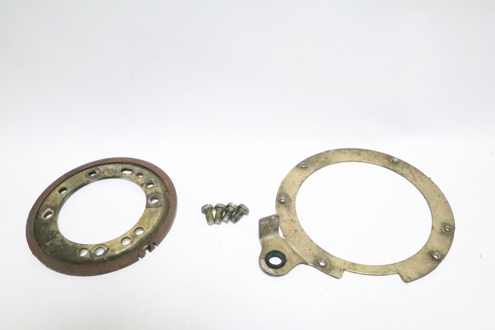 JOHNSON EVINRUDE 40 48 55 60 HP SUPPORT RETAINER 323204 330824 334193 1976-1988 - Image 4