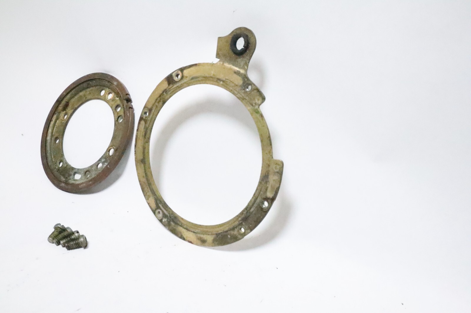 JOHNSON EVINRUDE 40 48 55 60 HP SUPPORT RETAINER 323204 330824 334193 1976-1988 - Image 9