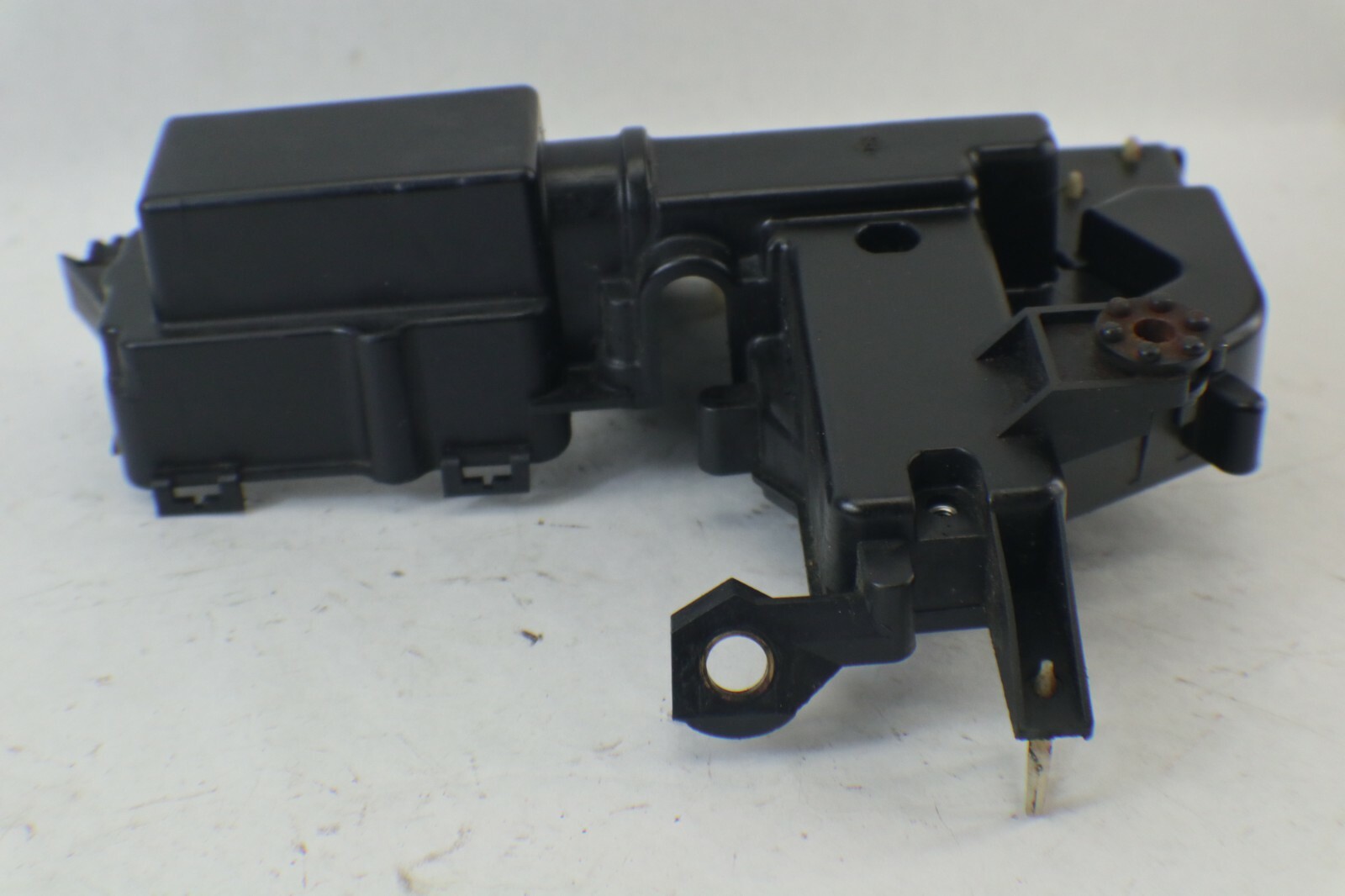 ELECTRICAL BRACKET YAMAHA 225-250-300 HPDI 60V-81948-00-00 - Image 10