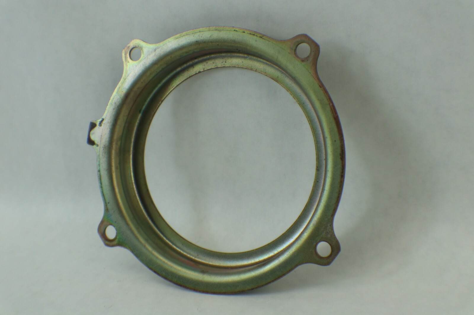 Yamaha outboard VZ 150 HPDI 61A-83721-00-00 Stator Cover 175 200 225 250 hp - Image 2