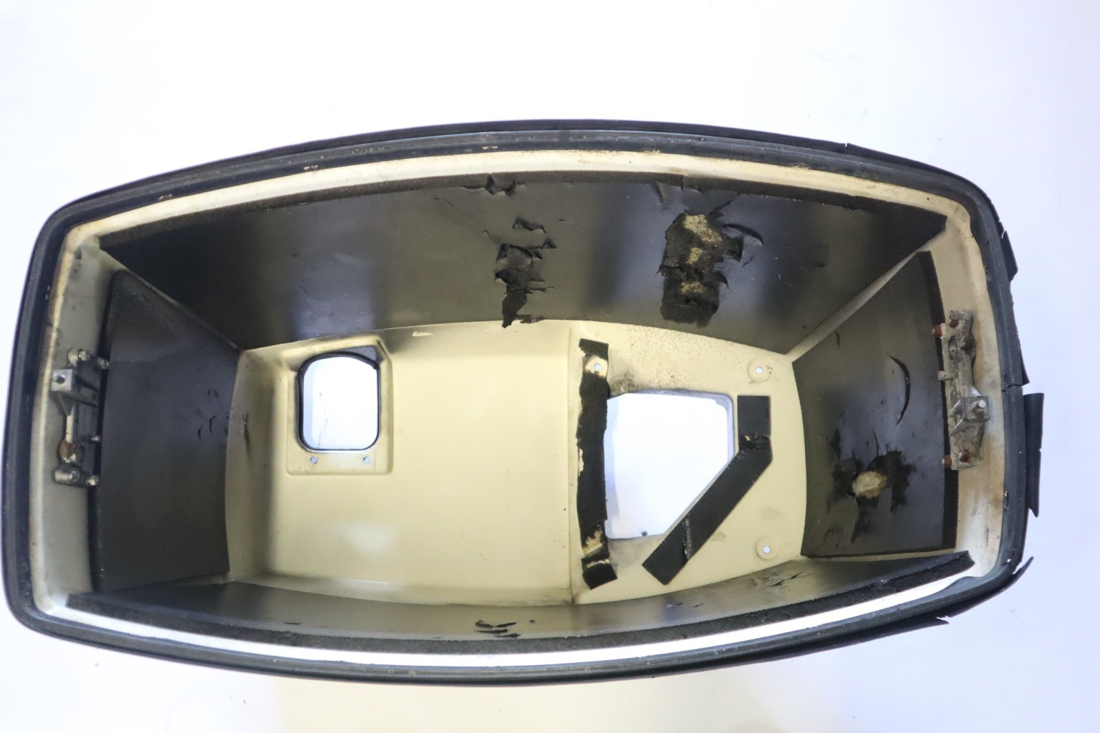 140 115 hp Tohatsu Nissan Engine Cover 3C7S675102 top cowl, two stroke - Image 15