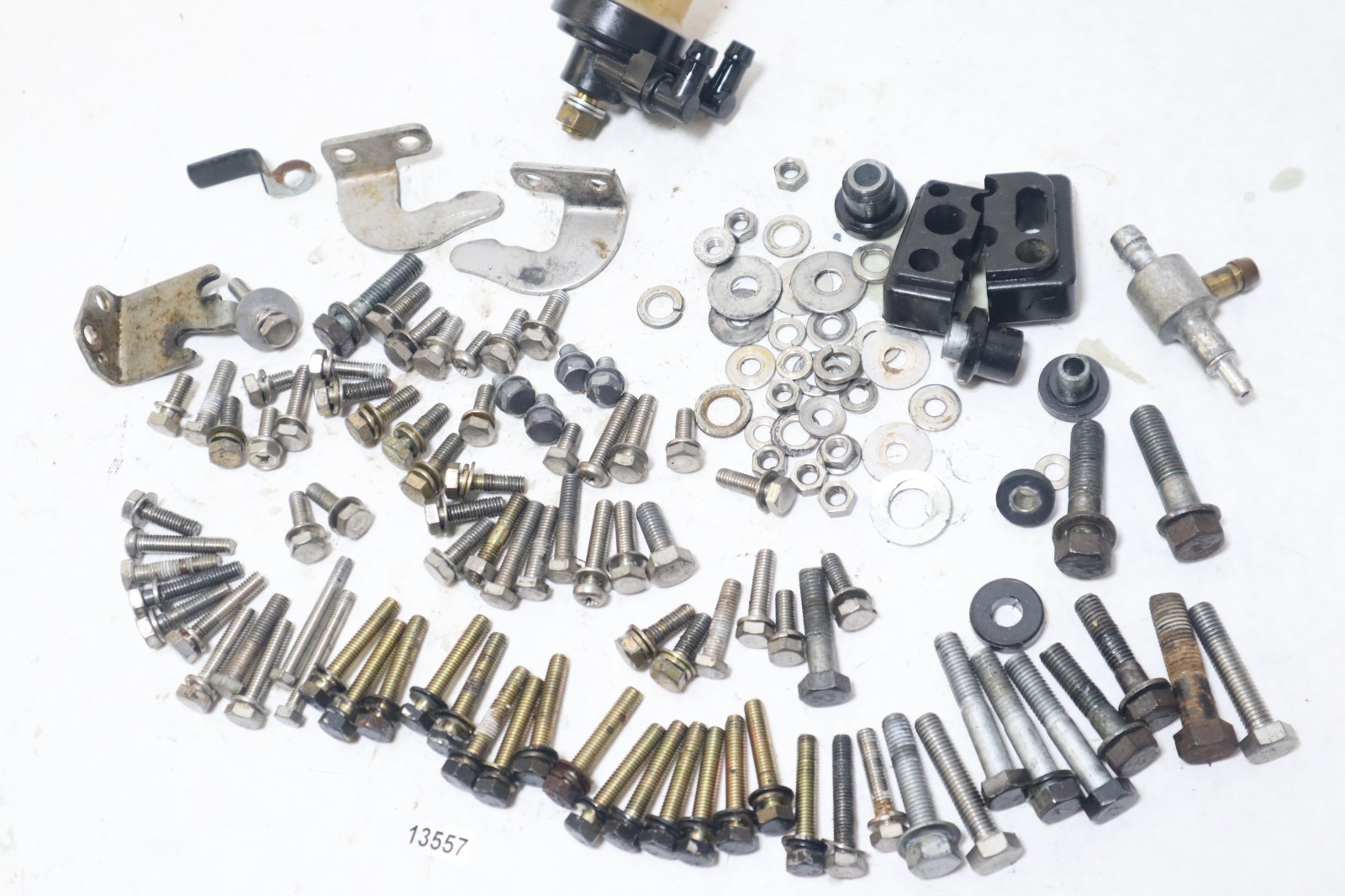 96-04 TOHATSU NISSAN 140 ns140a2 mixed bolts hardware - Image 8