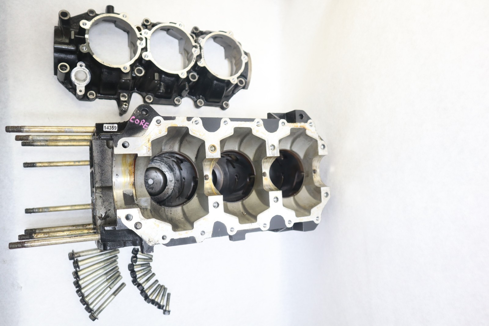 MERCURY MARINE 75HP CYLINDER BLOCK ASSY 8947A55, 876-8947A55 *READ NOTES* - Image 2