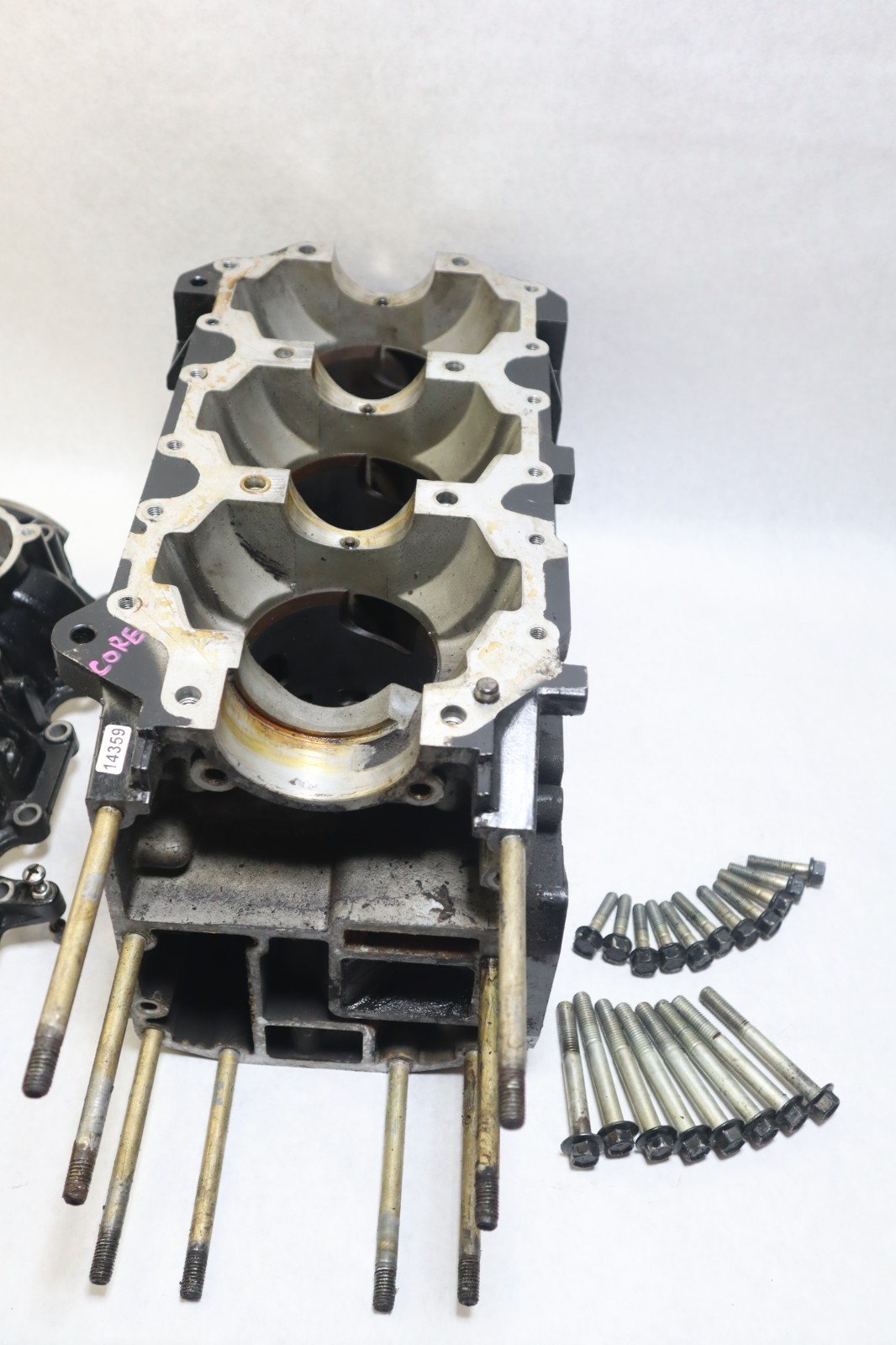 MERCURY MARINE 75HP CYLINDER BLOCK ASSY 8947A55, 876-8947A55 *READ NOTES* - Image 9