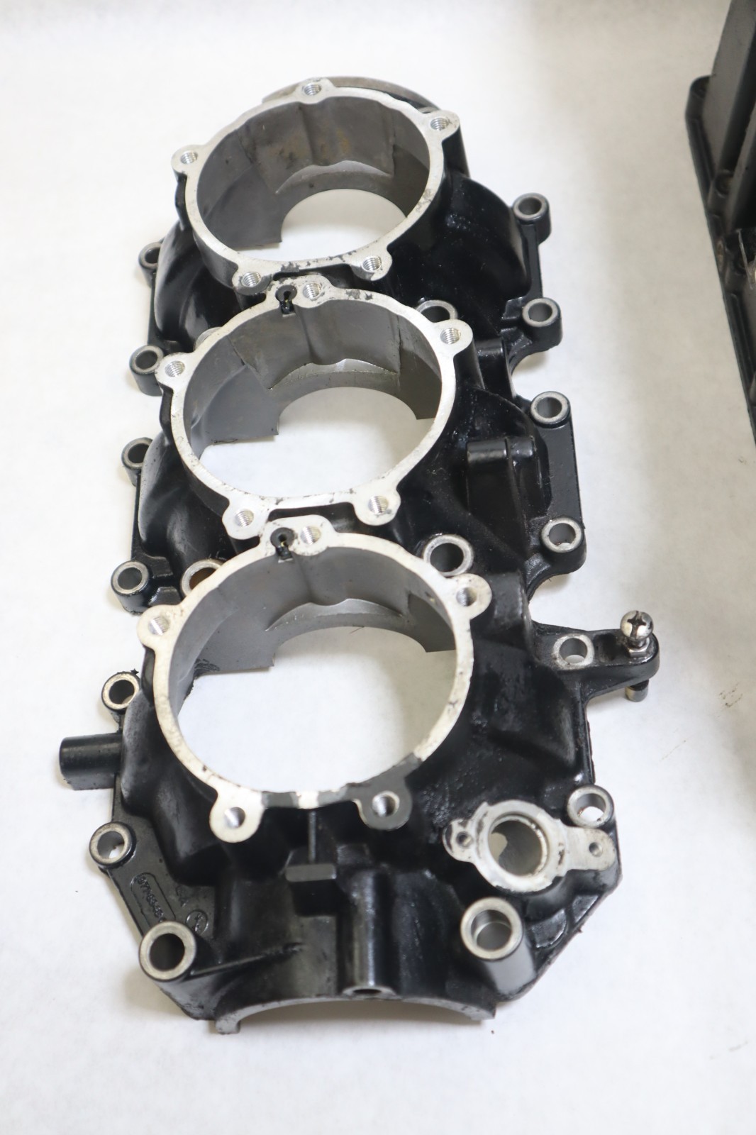 MERCURY MARINE 75HP CYLINDER BLOCK ASSY 8947A55, 876-8947A55 *READ NOTES* - Image 10