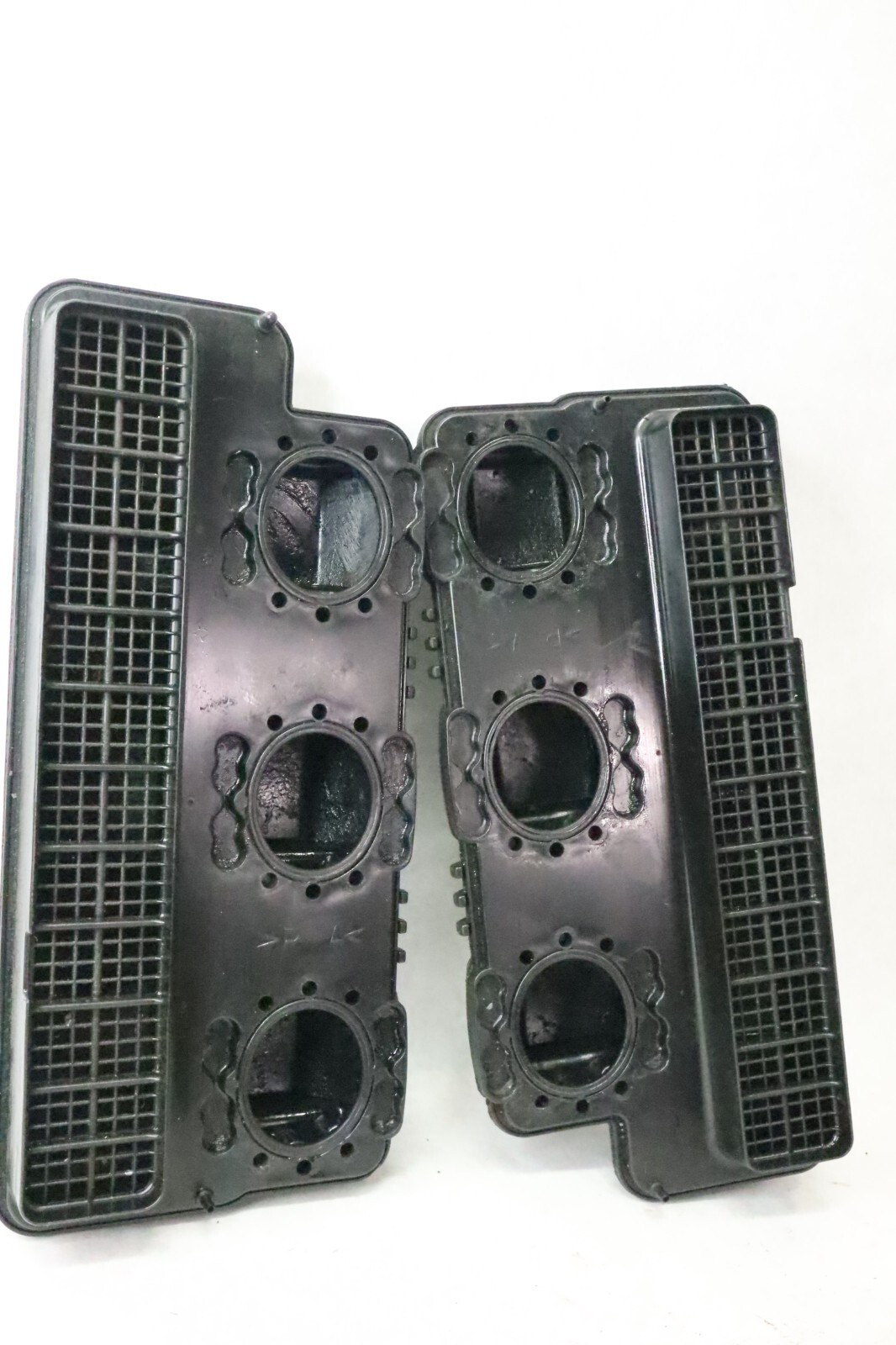 INTAKE SILENCER PORT & STARBOARD 61A-14440-03/10-00 YAMAHA OUTBOARD 225-250 Hp - Image 6