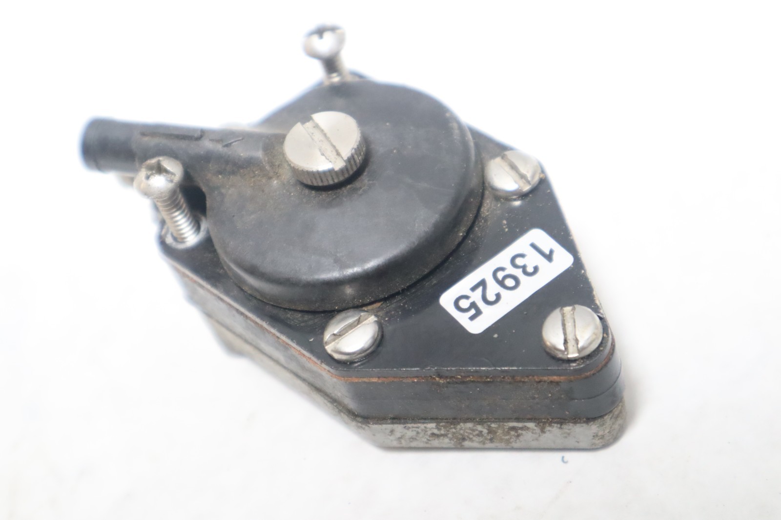 Outboard Fuel Pump For Johnson Evinrude 48hp 50hp 55hp 60hp 85hp 88hp 90hp 100hp - Image 4