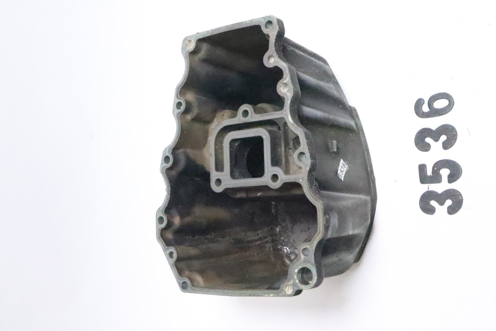 Yamaha 40hp 50 HP Oil Pan 62Y-15311-02-5B - Image 2