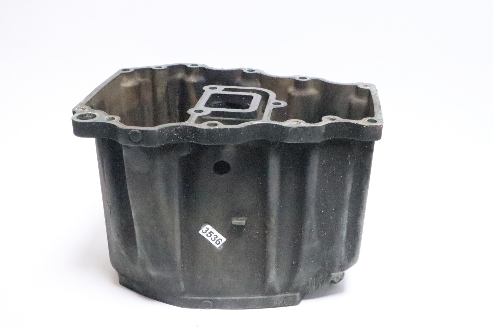 Yamaha 40hp 50 HP Oil Pan 62Y-15311-02-5B - Image 3