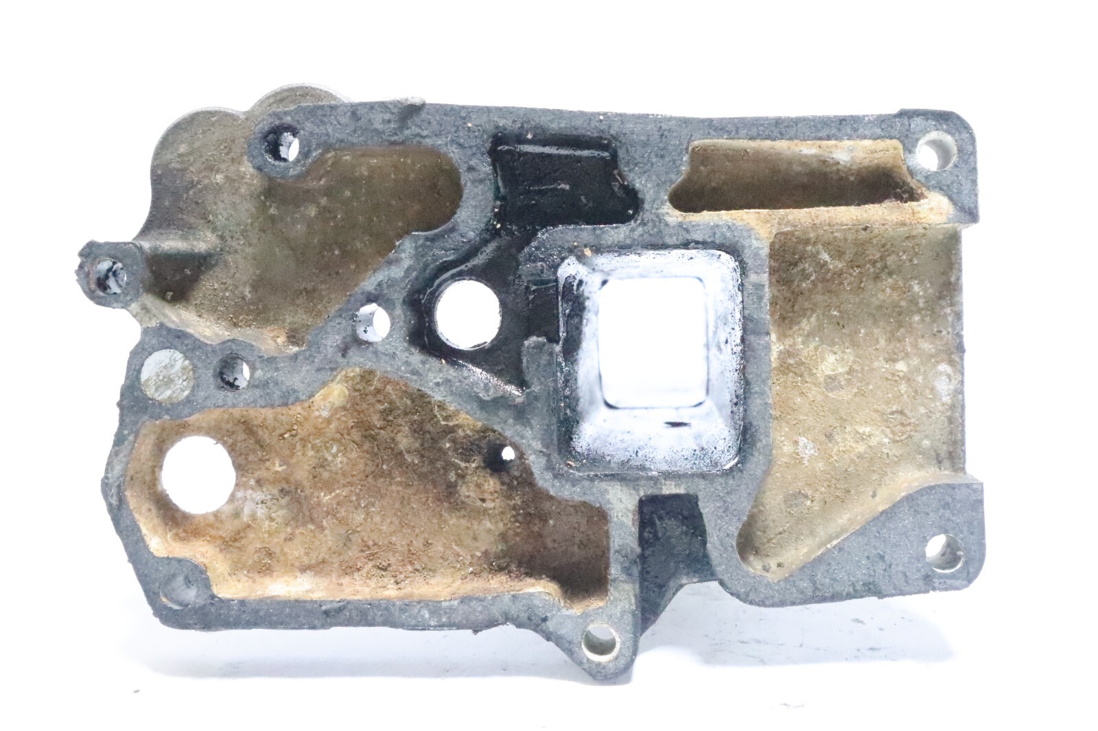 Johnson Evinrude 329848 Superseded 344363 Exhaust Housing Adaptor USED - Image 12
