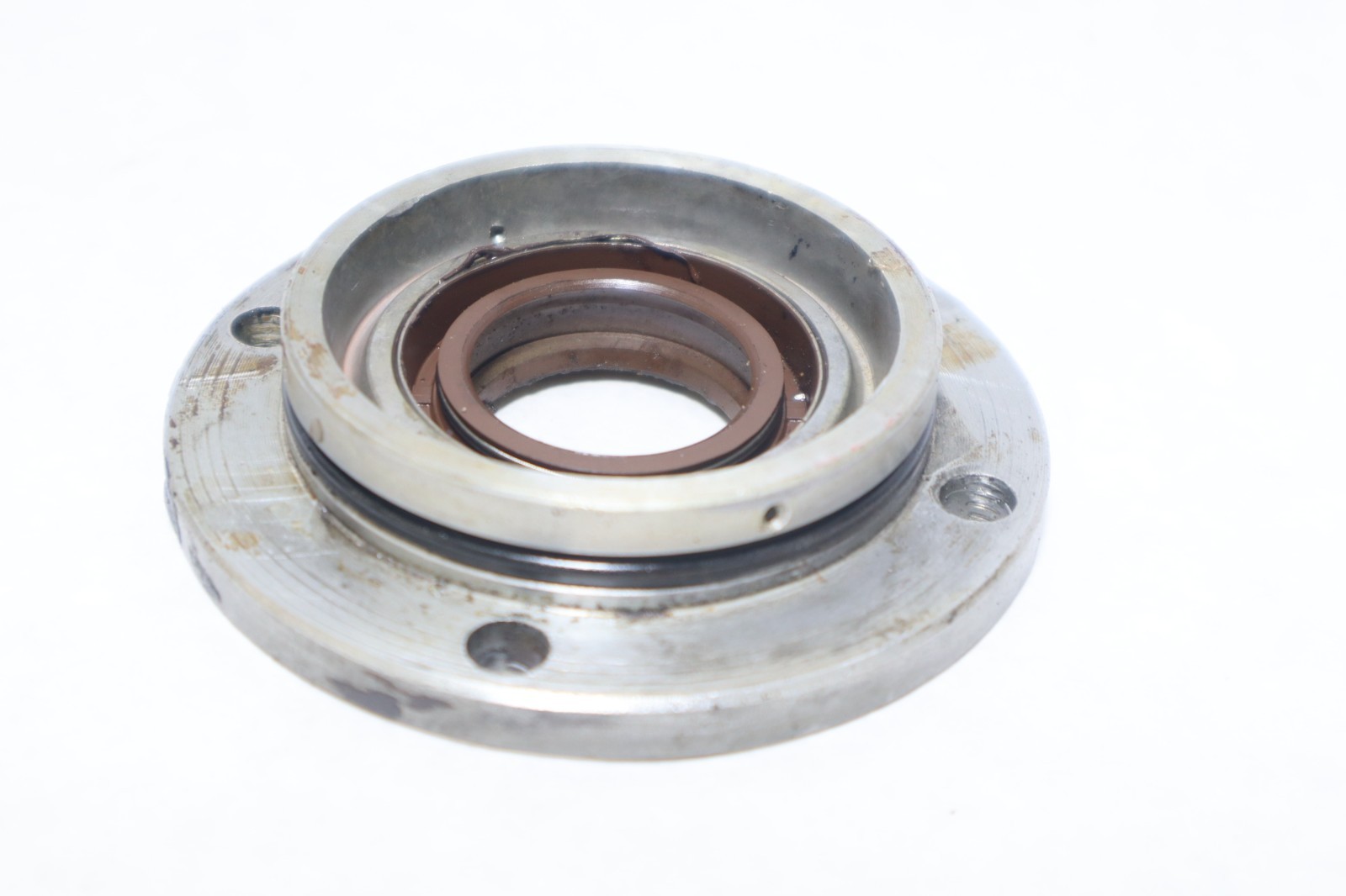 Crankcase Head Assembly from 1990 70HP Evinrude Part# 318527 / 395820 - Image 5