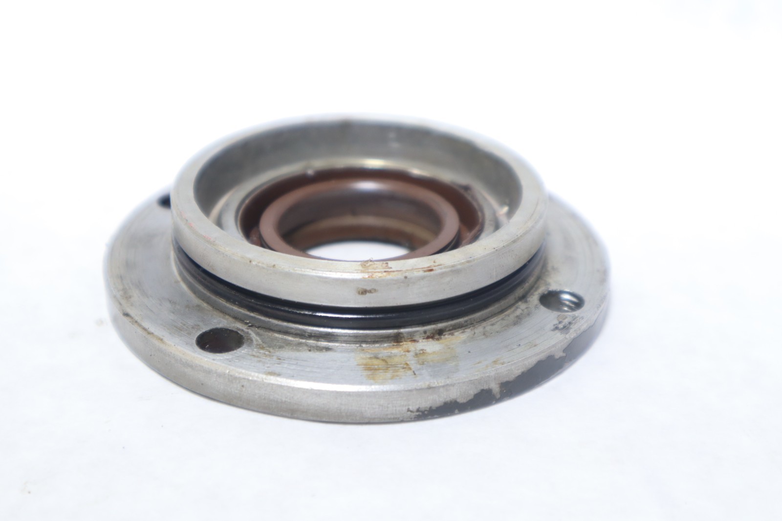 Crankcase Head Assembly from 1990 70HP Evinrude Part# 318527 / 395820 - Image 7
