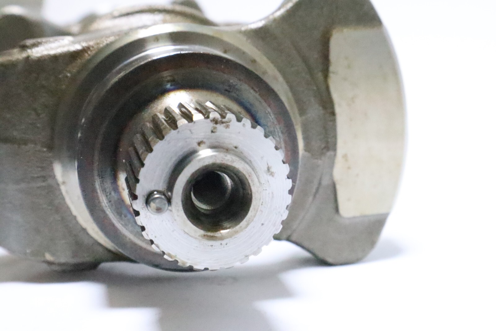 Suzuki DF150 df 175 outboard crankshaft (12221-96J10) - Image 7
