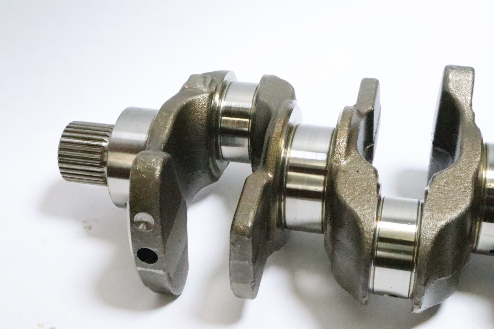 Suzuki DF150 df 175 outboard crankshaft (12221-96J10) - Image 13
