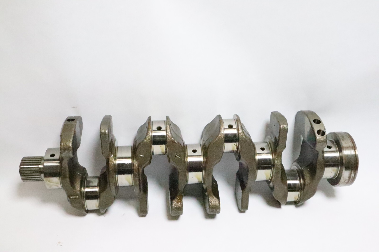 Suzuki DF150 df 175 outboard crankshaft (12221-96J10) - Image 14