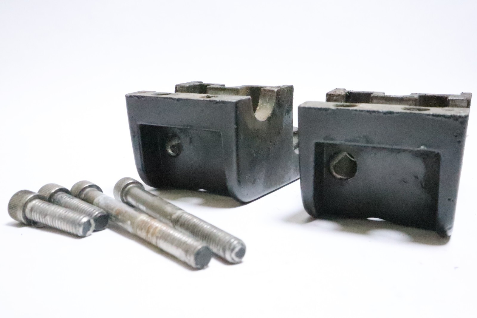 1992-1995 Force Outboard 40 50 70 HP Clam Shells, Cover Shock Mount 820442F - Image 11