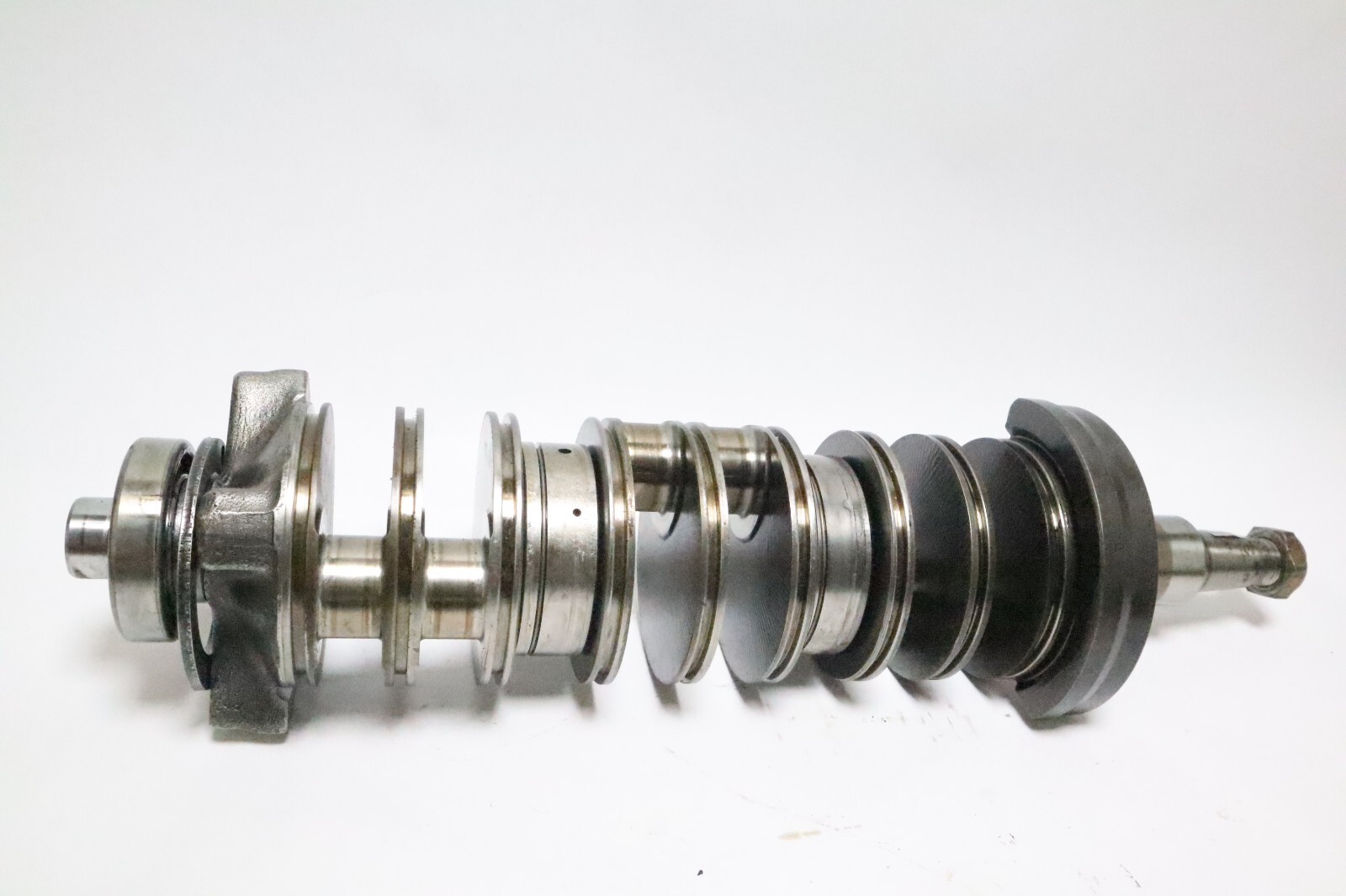 Johnson V6 150 HP Crankshaft ASSY PN 0396256 Fits 1986-1991 - Image 3