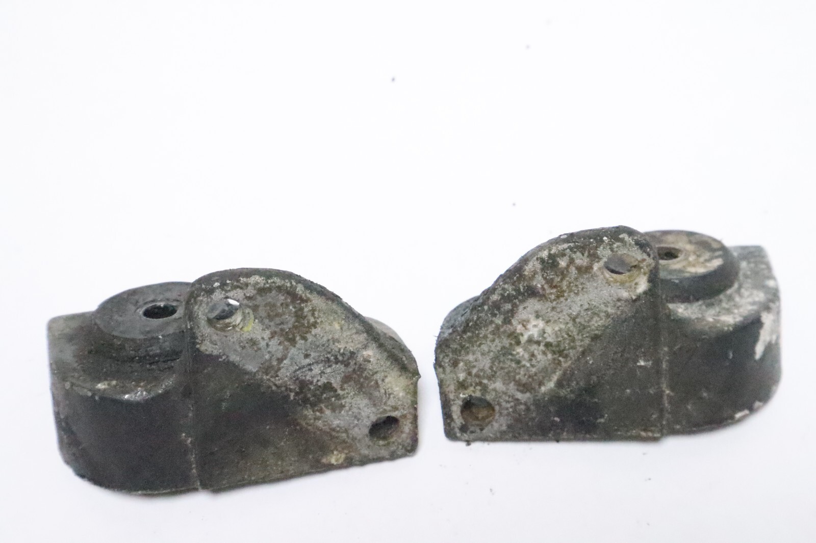 OMC Johnson Evinrude Rear Support, Starboard 315113 0315113 - Image 9