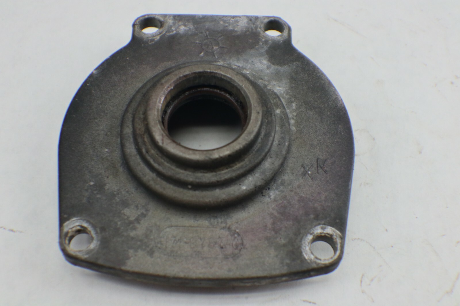 Mercury 200 225 HP 2 Stroke Lower End Cap Assembly PN 9787A4 Fits 2001-2013 - Image 4