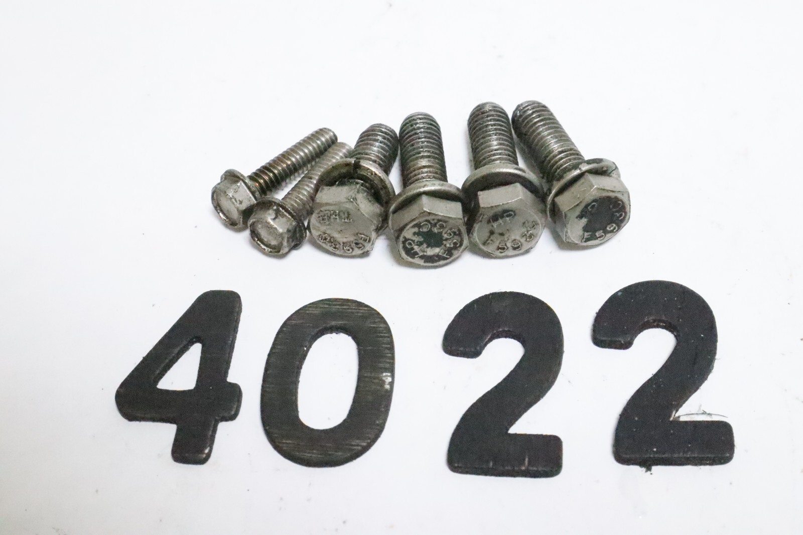 10-19925125 Mercury Force lower unit bolts 1991-994 40hp 0E032309 screws - Image 2