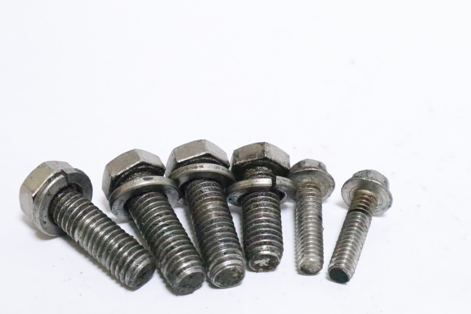 10-19925125 Mercury Force lower unit bolts 1991-994 40hp 0E032309 screws - Image 3