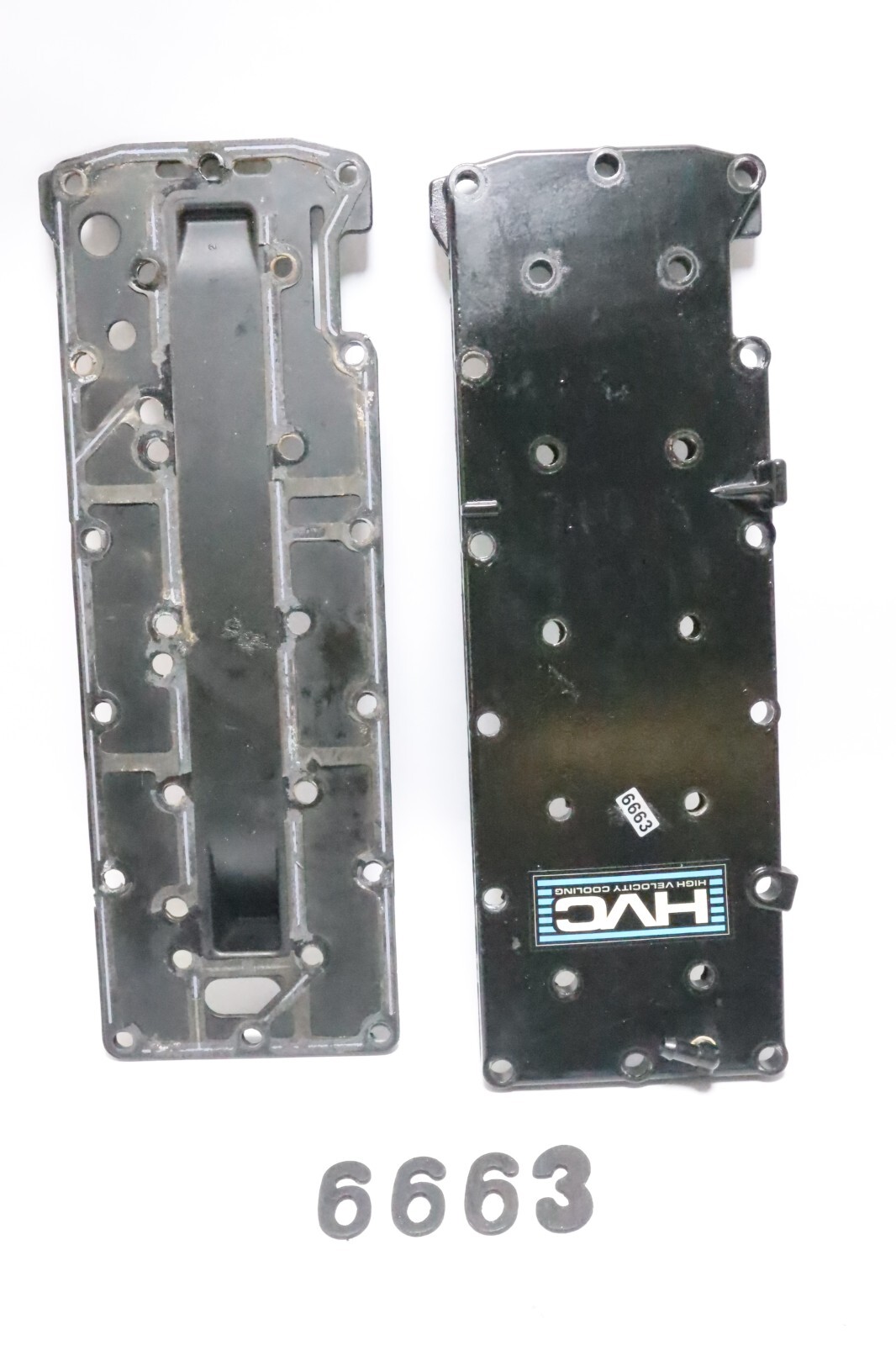 Mercury Mariner 70-90 HP In Line 3 2 Stroke 24 Bolt Exhaust Plate & Cover Set - Image 2