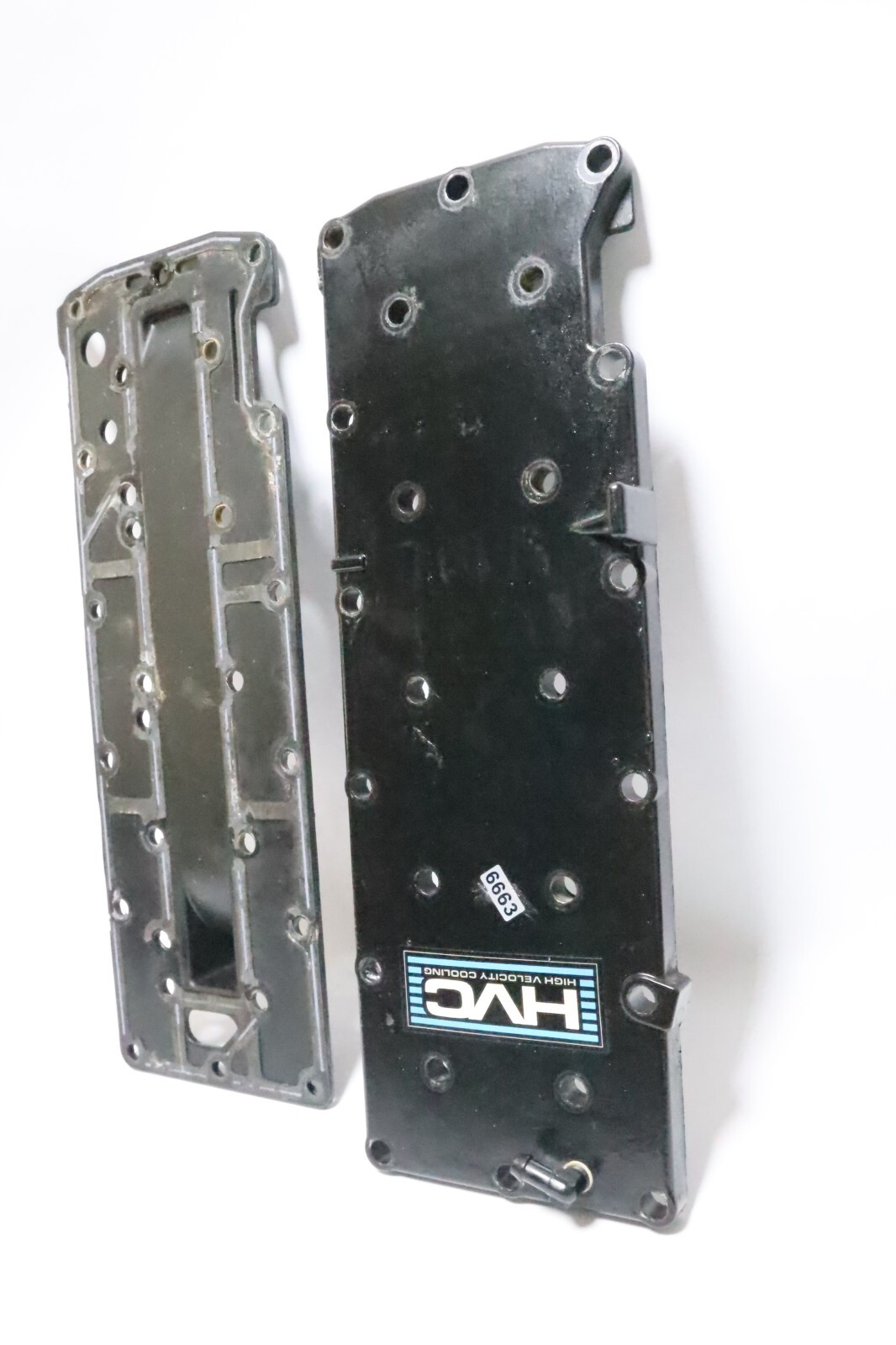 Mercury Mariner 70-90 HP In Line 3 2 Stroke 24 Bolt Exhaust Plate & Cover Set - Image 4