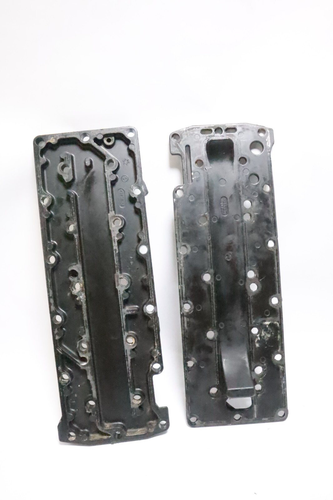 Mercury Mariner 70-90 HP In Line 3 2 Stroke 24 Bolt Exhaust Plate & Cover Set - Image 7