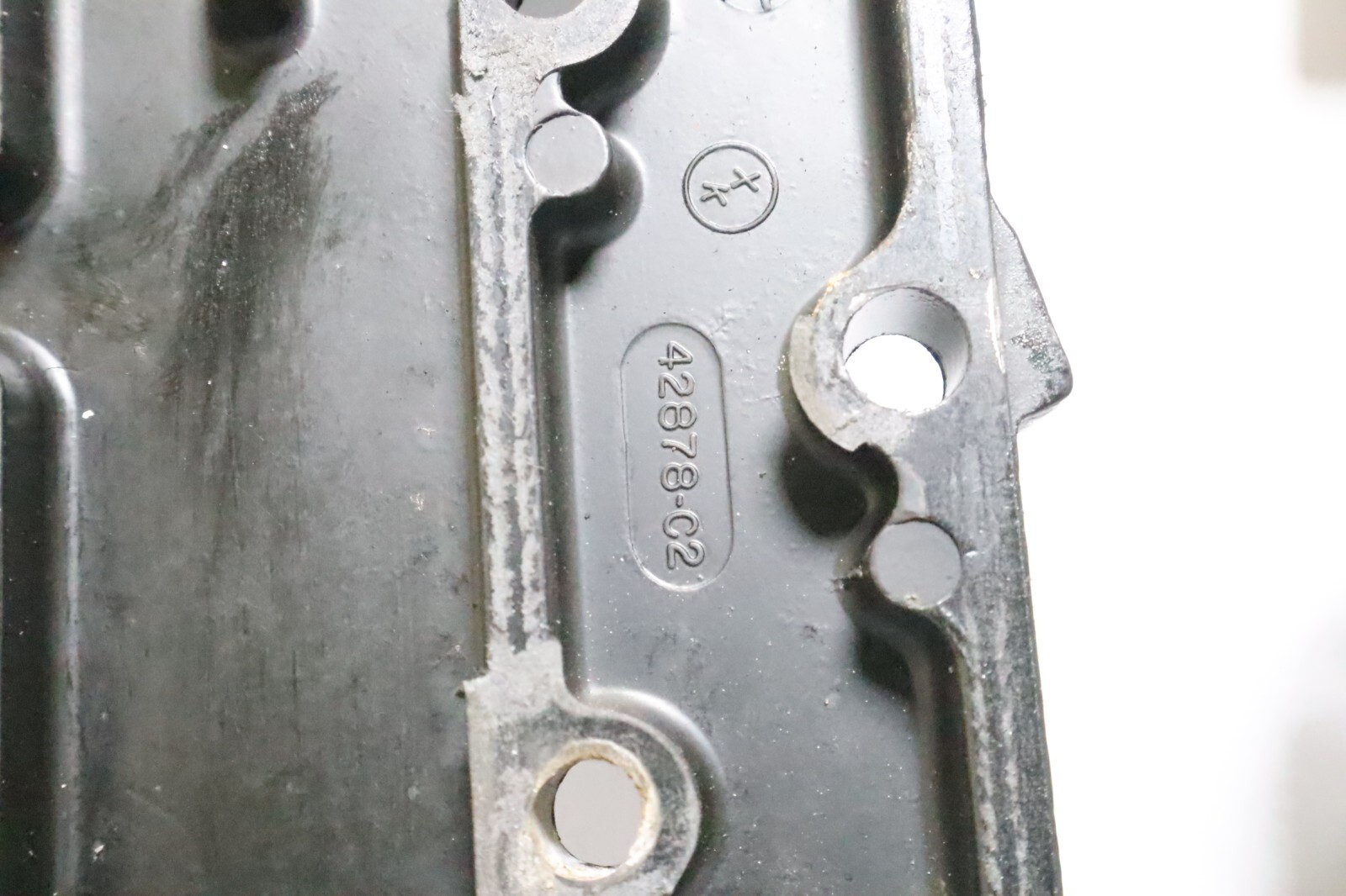 Mercury Mariner 70-90 HP In Line 3 2 Stroke 24 Bolt Exhaust Plate & Cover Set - Image 8