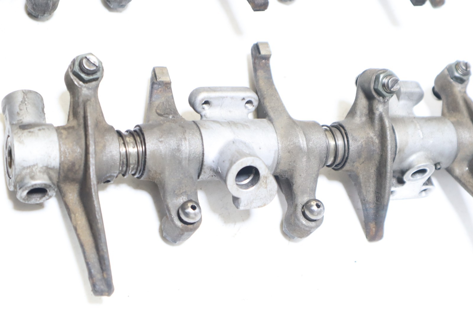 Chevrolet GMC 6.6 Duramax OEM Valve train Rocker Arm Set 04 - 23 - Image 8