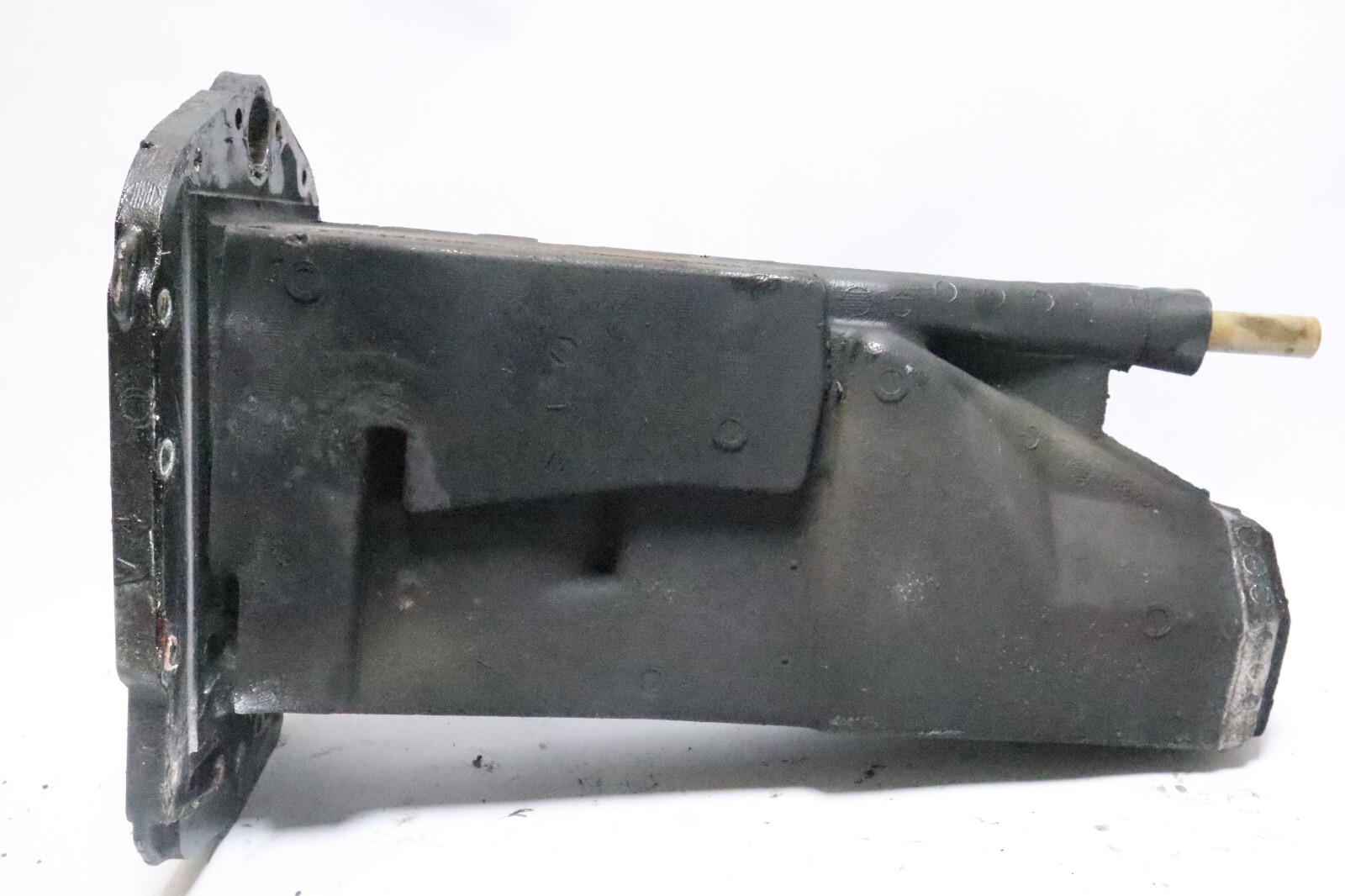 Evinrude 115 HP 2 Stroke Exhaust Housing PN 0344945 Fits 1998-2006 - Image 7