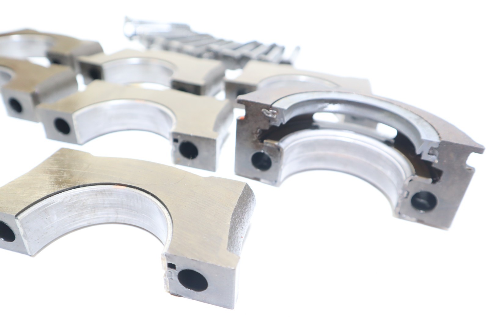 MERCRUISER 165 4.1L Inline 6Cyl MODEL GM ENGINE MAIN BEARING CAPS - Image 6