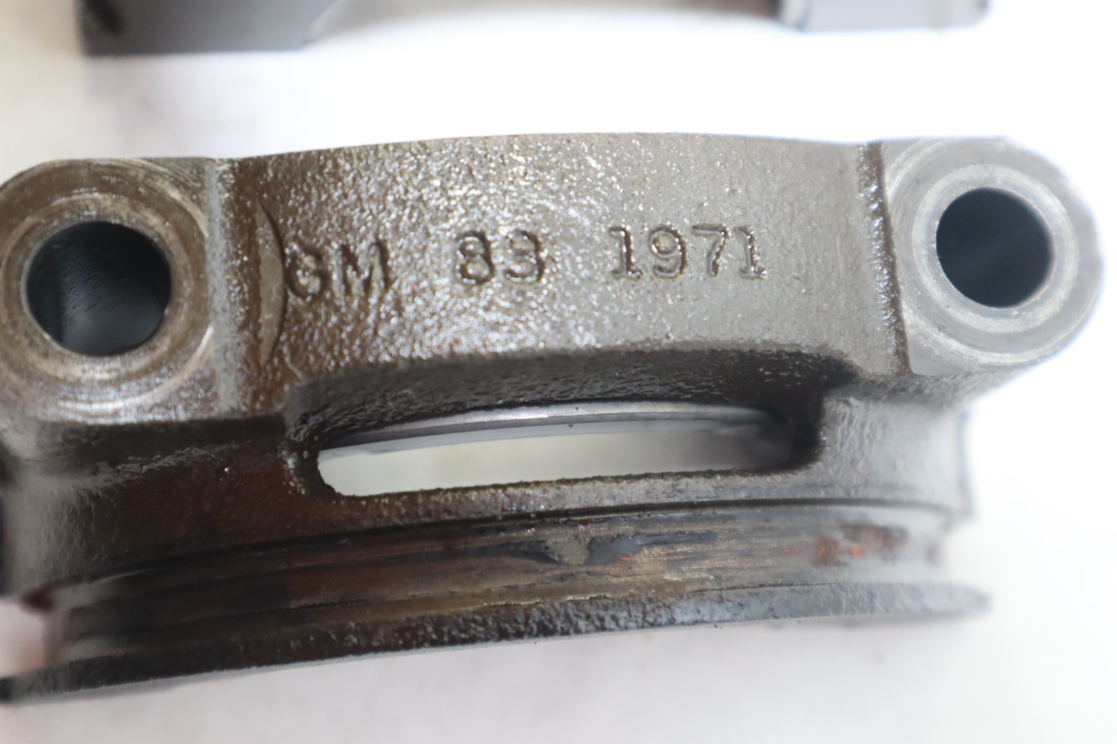 MERCRUISER 165 4.1L Inline 6Cyl MODEL GM ENGINE MAIN BEARING CAPS - Image 9