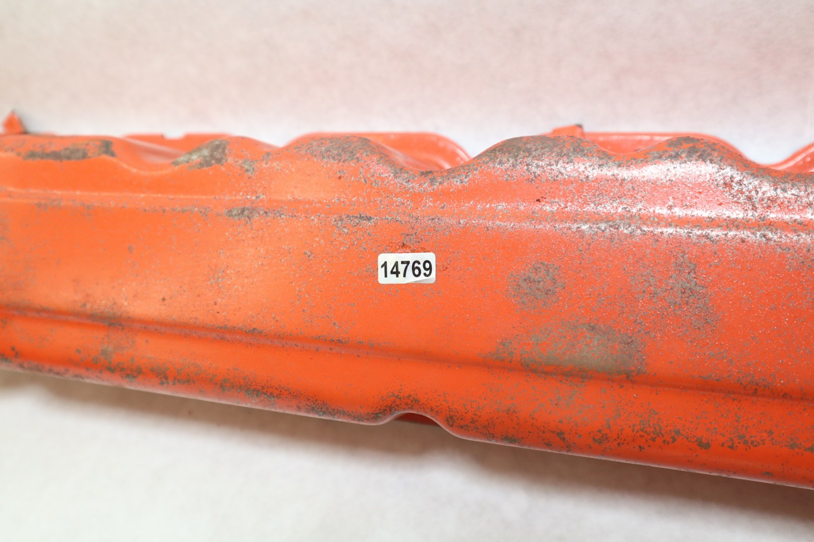 165hp GM 250 292 Rocker Valve Cover With Hardware - Image 4