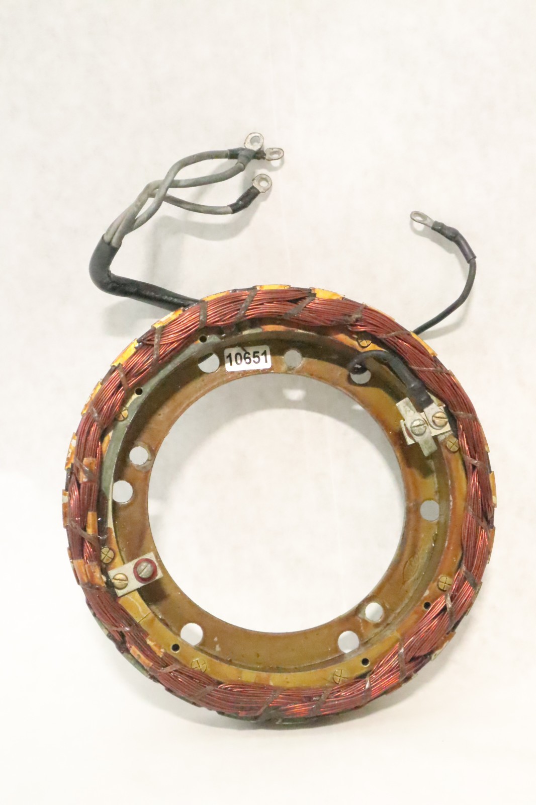 1970 72 Chrysler 35 hp 357hb Outboard stator alternator - Image 3