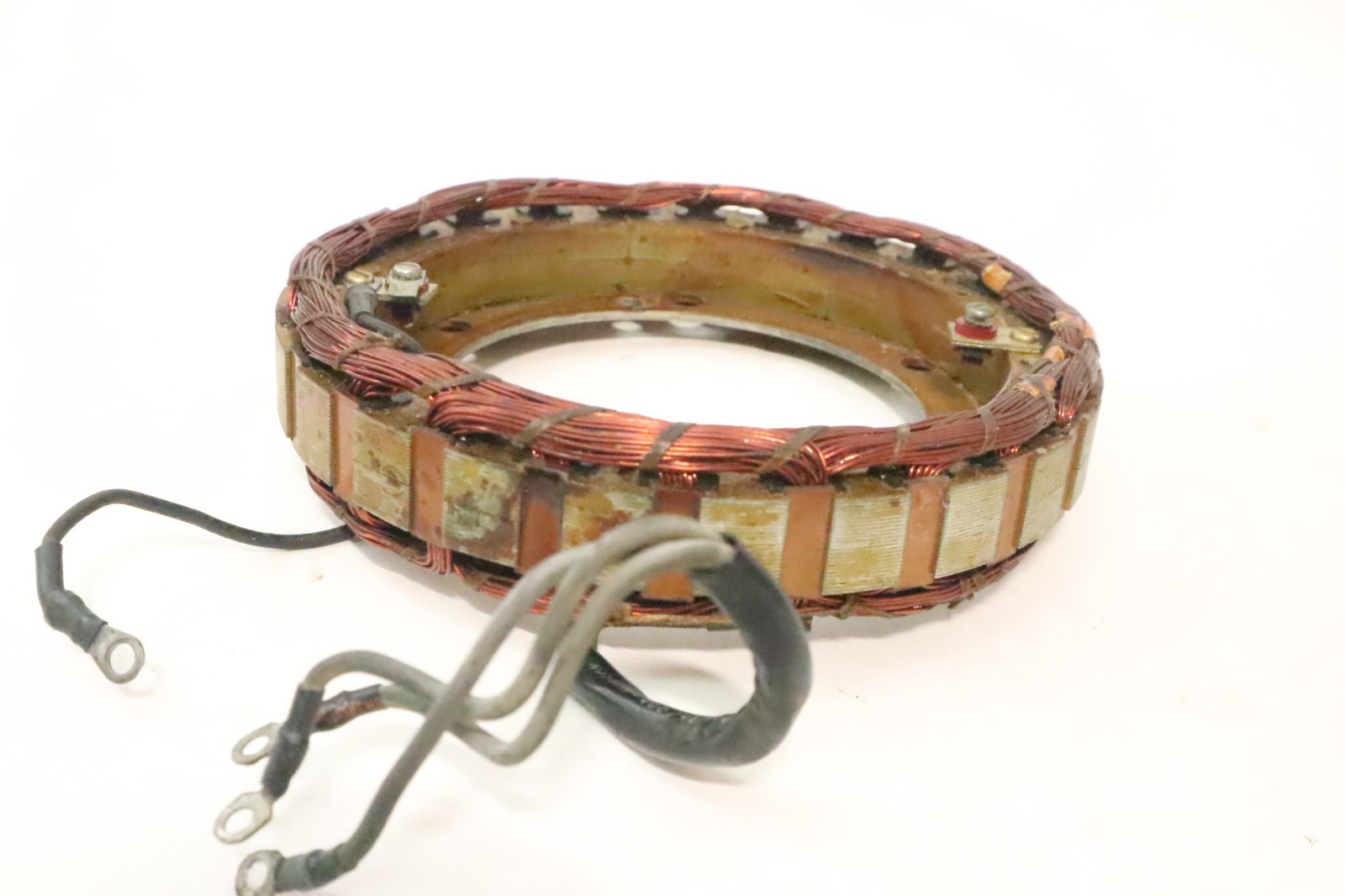 1970 72 Chrysler 35 hp 357hb Outboard stator alternator - Image 7