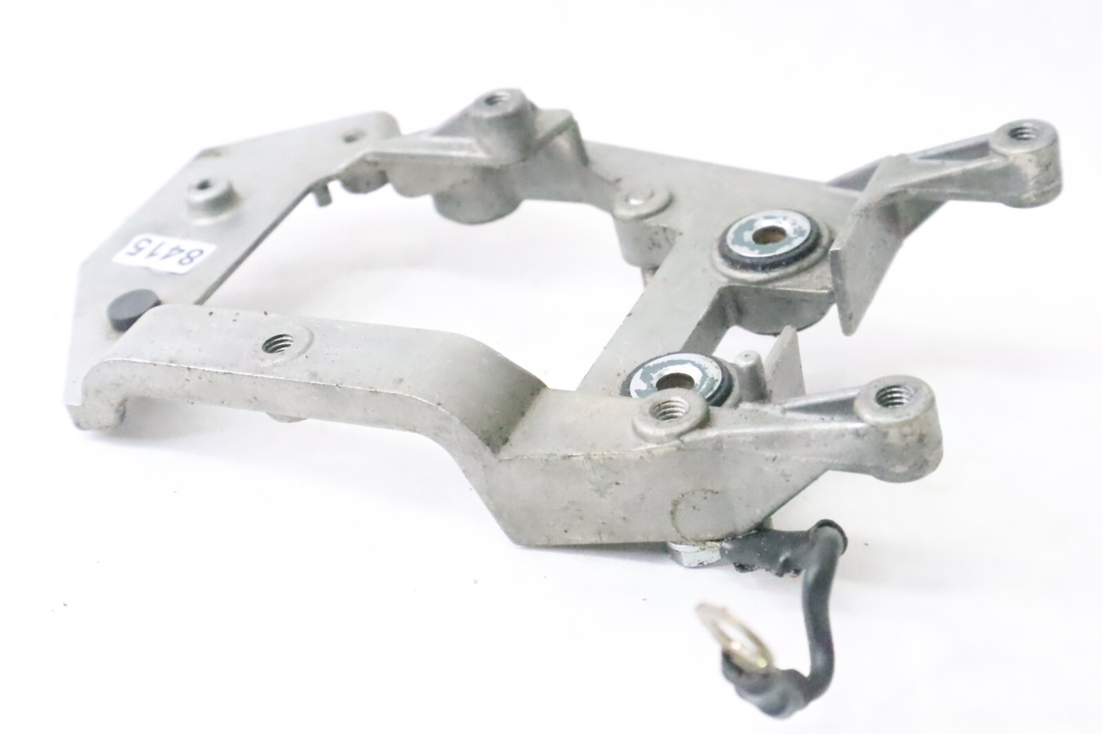 1990-1997 Yamaha 25hp 2 stroke outboard electronics bracket (695-85542-00-94) - Image 6
