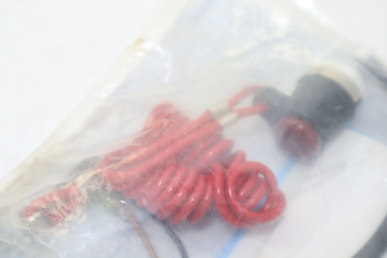 Quicksilver 87-823037A04 STOP SWITCH & LANYARD F2.5 F3.5 2.5HP 3.5HP OEM - Image 4