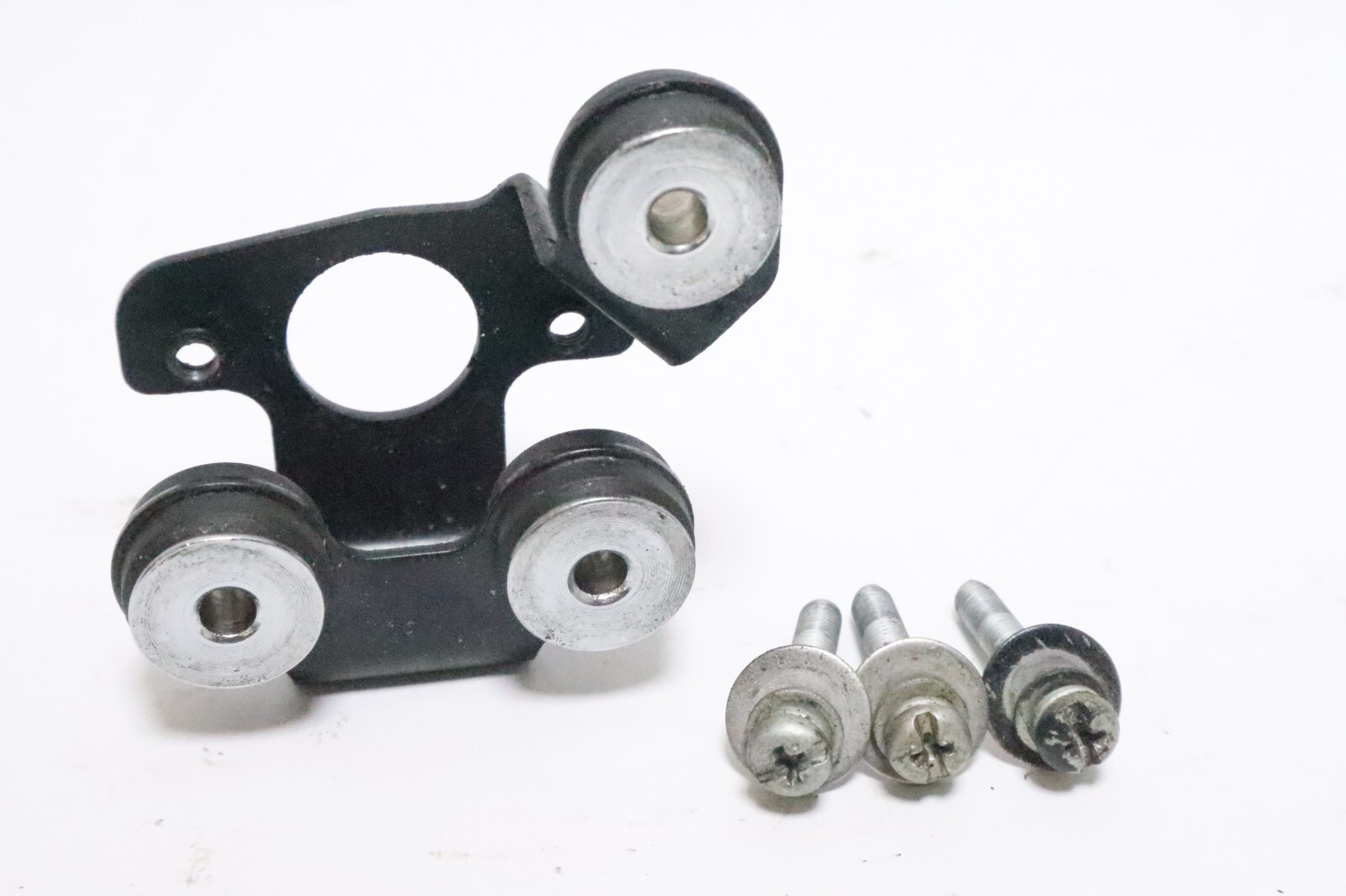 Yamaha 225 250 OX66 outboard HPDIThrottle Position Sensor BRACKET