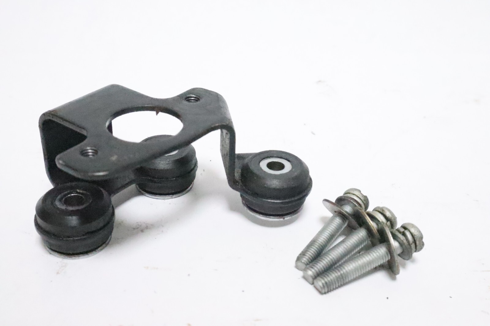 Yamaha 225 250 OX66 outboard HPDIThrottle Position Sensor BRACKET - Image 7