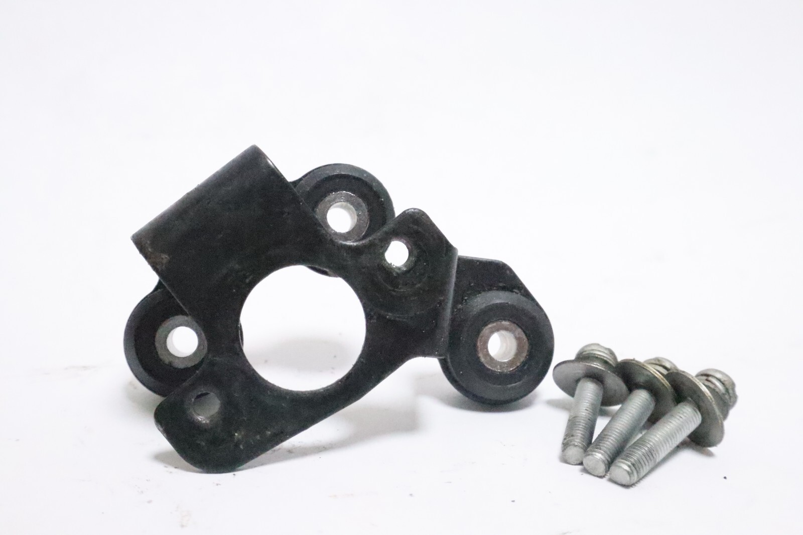 Yamaha 225 250 OX66 outboard HPDIThrottle Position Sensor BRACKET - Image 15